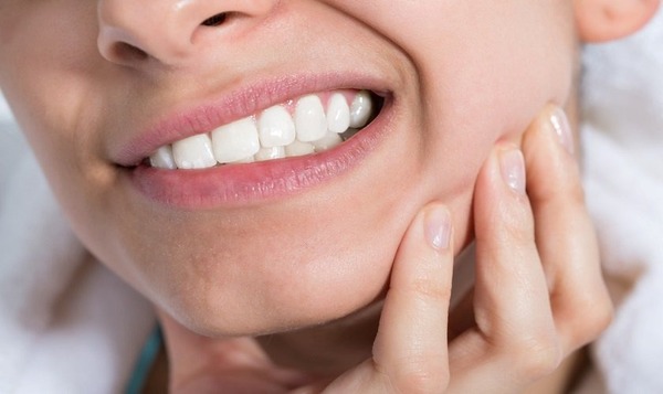 8 trường hợp không nên bọc răng sứ thẩm mỹ mà bạn cần lưu ý 8 trường hợp không nên bọc răng sứ thẩm mỹ mà bạn cần lưu ý