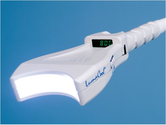 LumaCool - Hệ thống làm trắng răng toàn diện