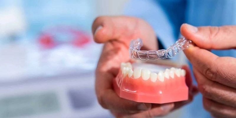 Niềng răng không sử dụng mắc cài đòi hỏi tay nghề cao, trang thiết bị hiện đại Niềng răng không sử dụng mắc cài đòi hỏi tay nghề cao, trang thiết bị hiện đại