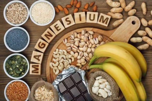 Bổ sung thực phẩm giàu Canxi và Magie trong chế độ ăn hàng ngày