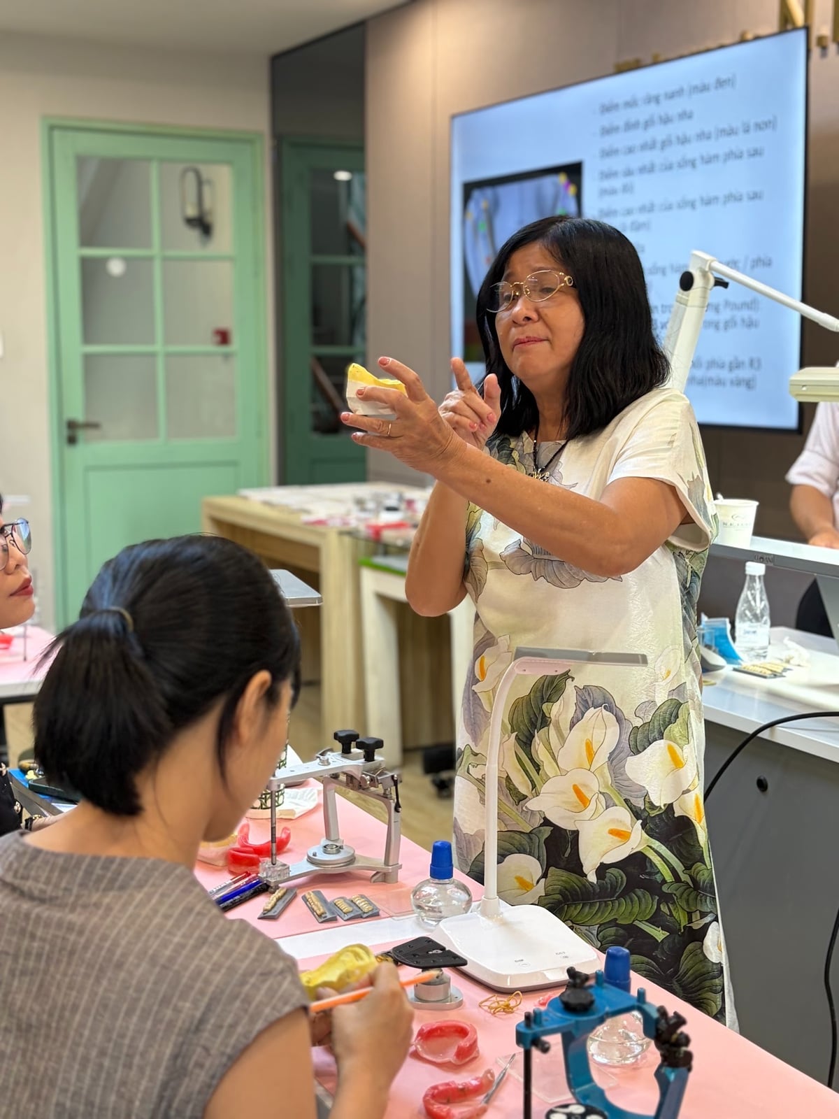 [Workshop] Cá nhân hóa việc sắp răng toàn hàm - nâng cao tư duy, nâng tầm kỹ thuật