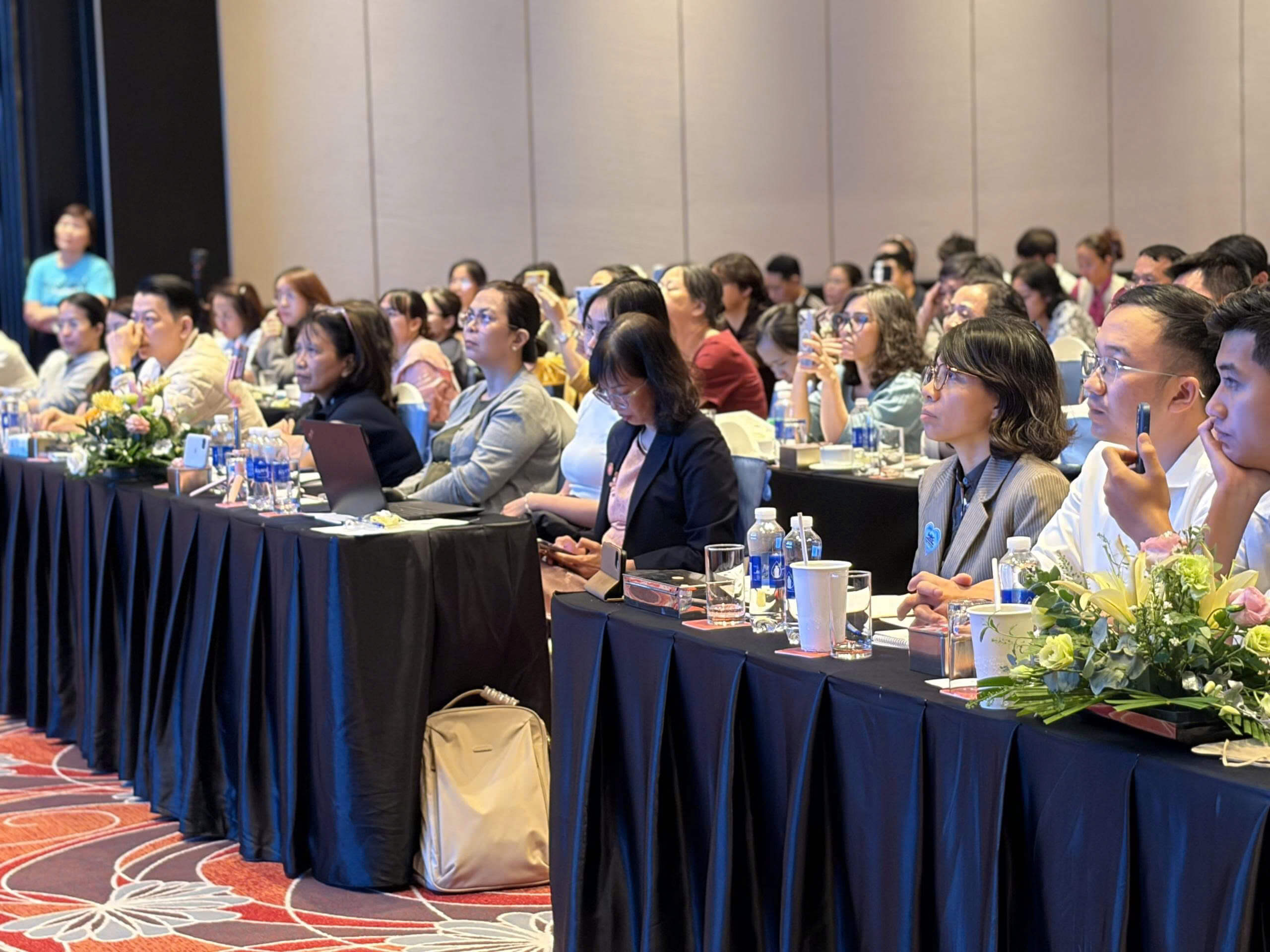mrc comprehensive course vietnam 2026 tai hcm ngay 2 25
