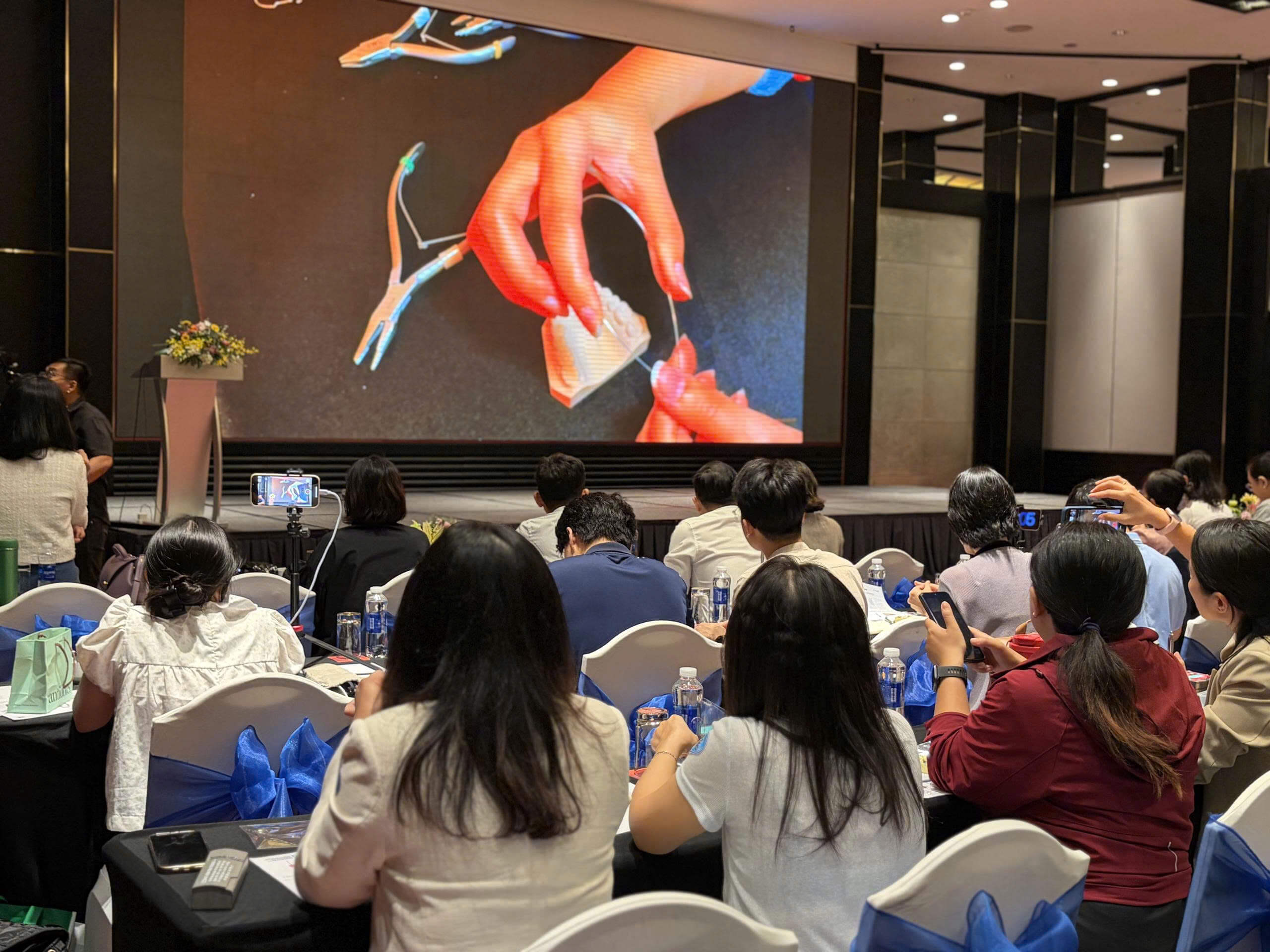 mrc comprehensive course vietnam 2026 tai hcm ngay 2 40