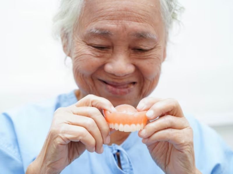 Hàm giả tháo lắp toàn phần cho trường hợp mất răng toàn hàm